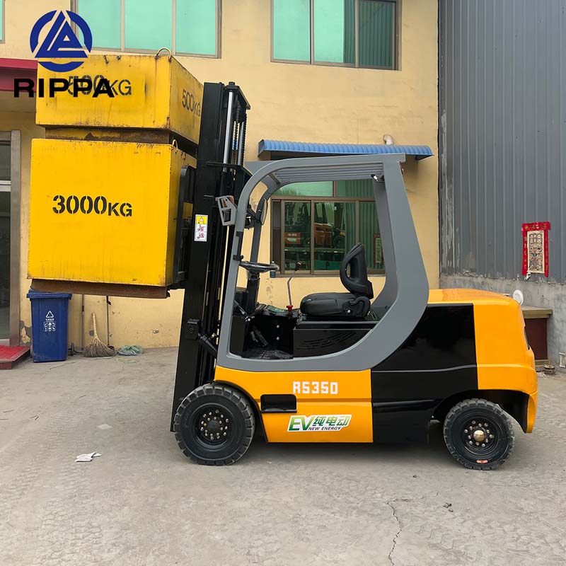 Rippa 3.5ton forklift.jpg